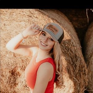 Meet your Posher, Madison